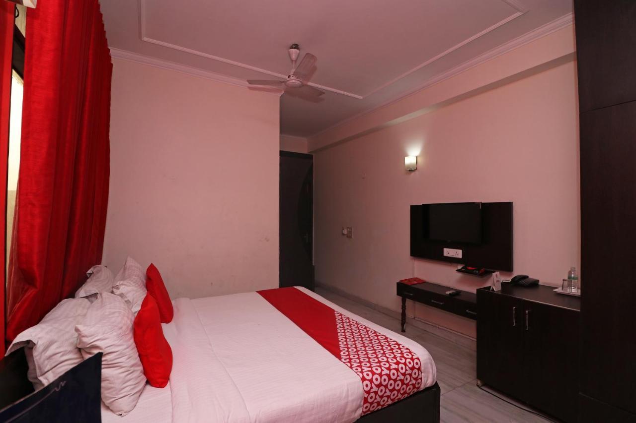 Oyo Flagship 74392 Hotel Mahesh Residency Haïdarabad Extérieur photo