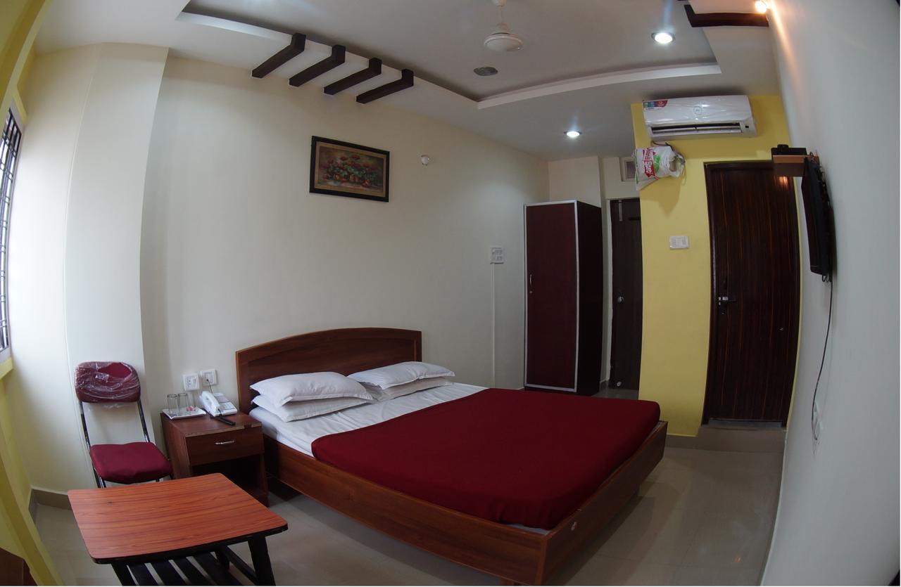 Oyo Flagship 74392 Hotel Mahesh Residency Haïdarabad Extérieur photo